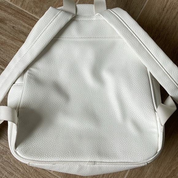 + CLAIRE’S + Quilted Faux Leather Backpack - Picture 11 of 15